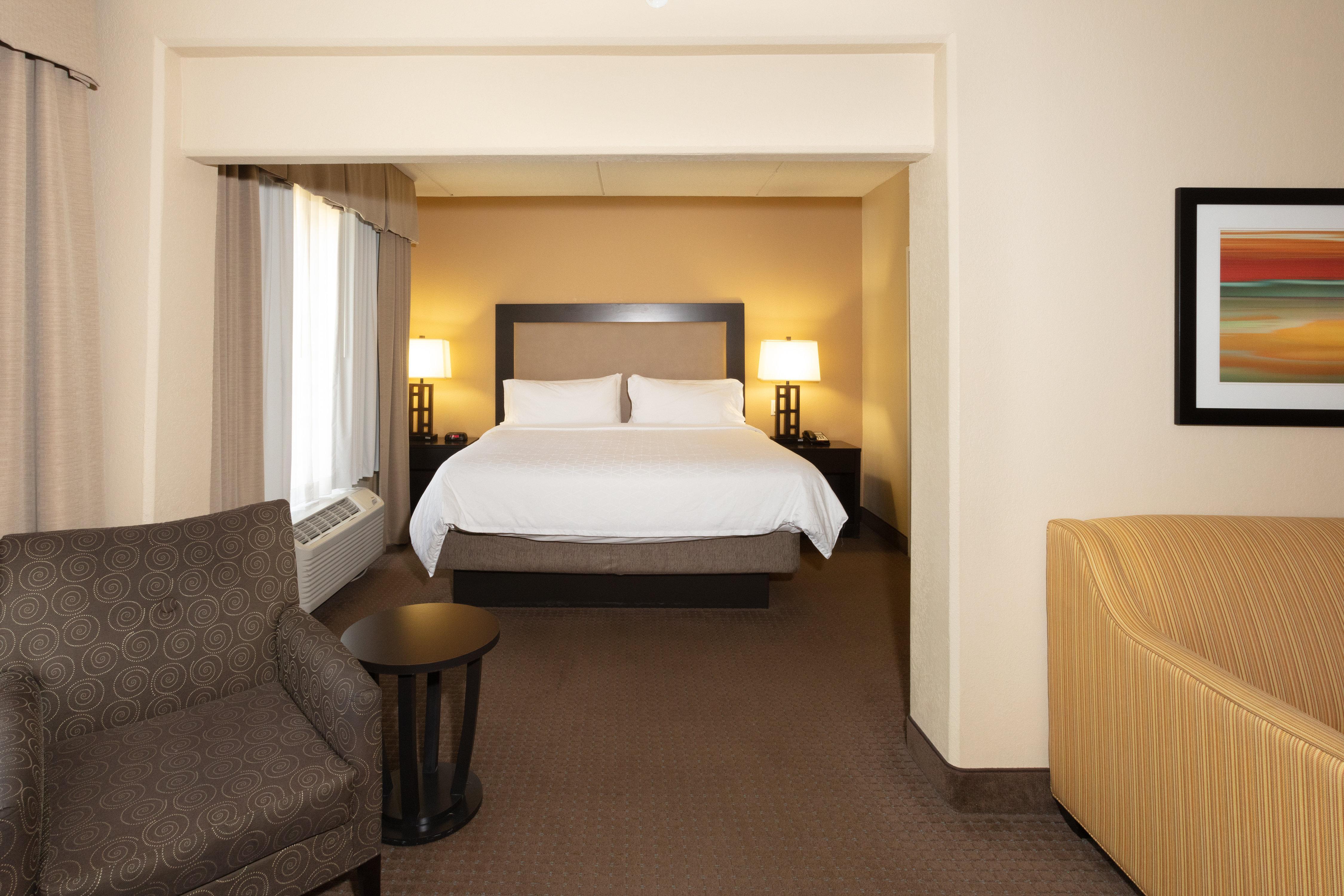 Holiday Inn Express Hotel & Suites Jacksonville Airport By Ihg Exterior photo