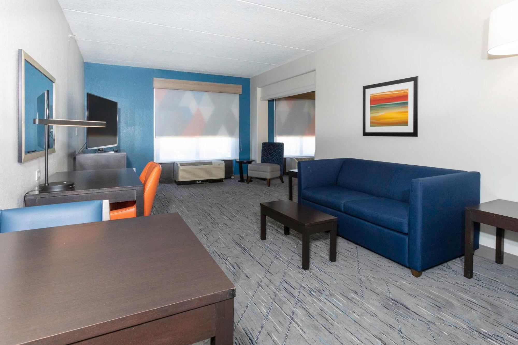 Holiday Inn Express Hotel & Suites Jacksonville Airport By Ihg Exterior photo